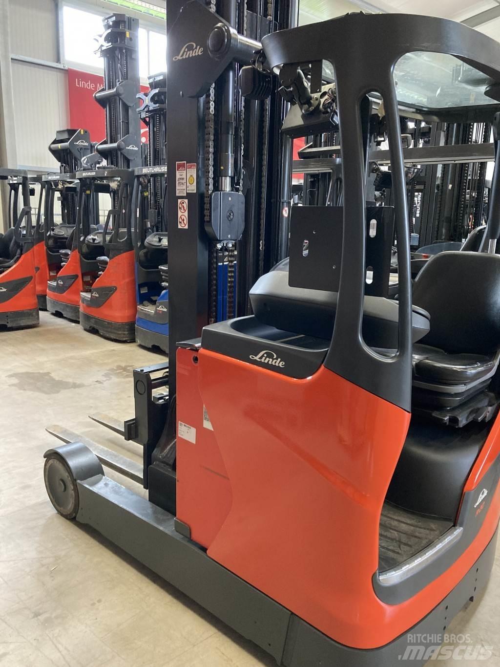 Linde R20HD Reach trucks