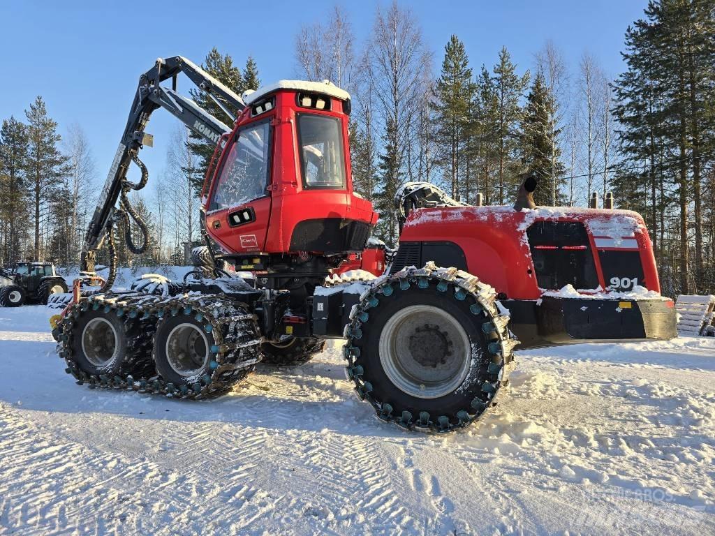Komatsu 901 Harvesters
