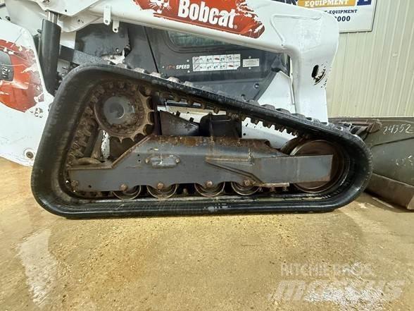 Bobcat T76 Skid steer loaders