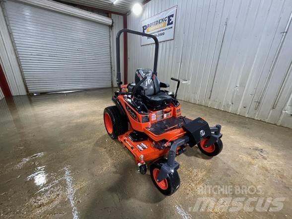 Kubota ZD1211L Zero turn mowers