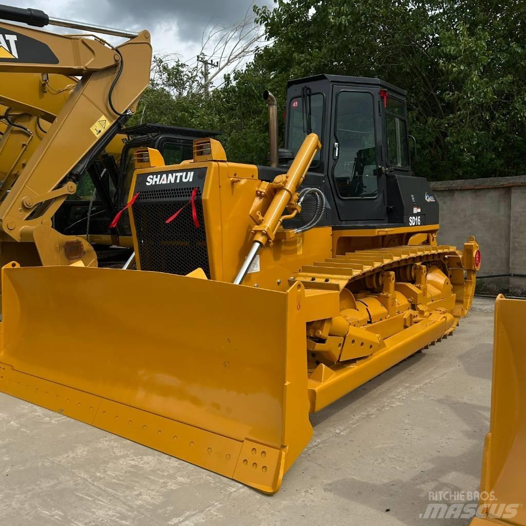Shantui SD 16 Crawler dozers