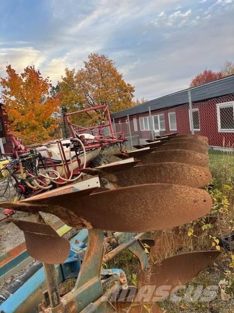 Överum CVL 682 H Reversible ploughs