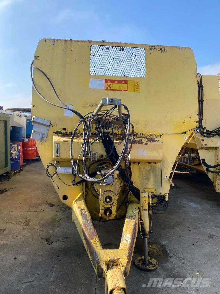 Sgariboldi MONO ST Mixer feeders