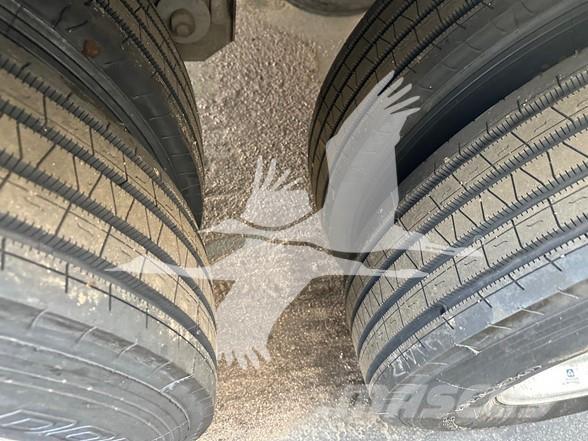 Utility 3000R Temperature controlled semi-trailers