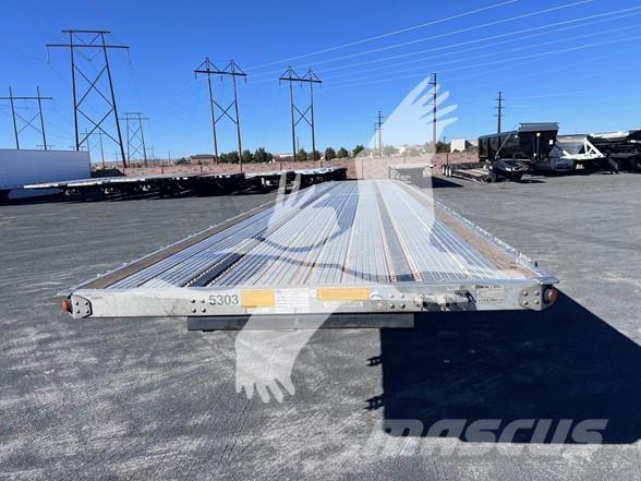 Utility 4000AE Flatbed/Dropside semi-trailers