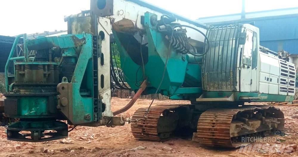 Casagrande B 250 Piling rigs