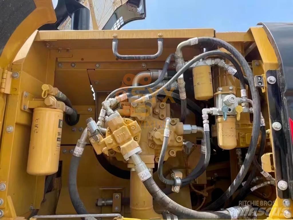 CAT 336 D Crawler excavators