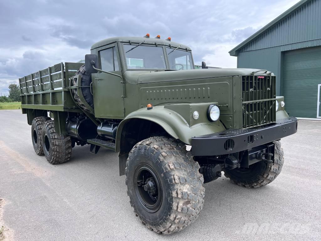 Kraz 255 B Beavertail Flatbed / winch trucks