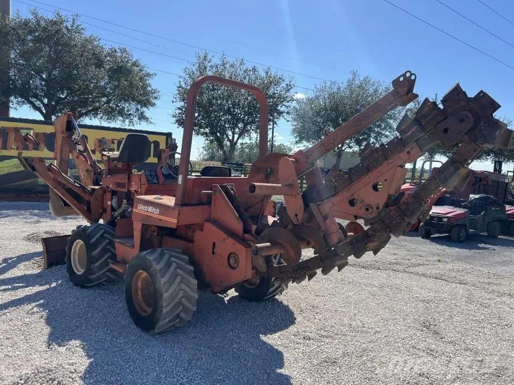 Ditch Witch 4010 DD Trenchers