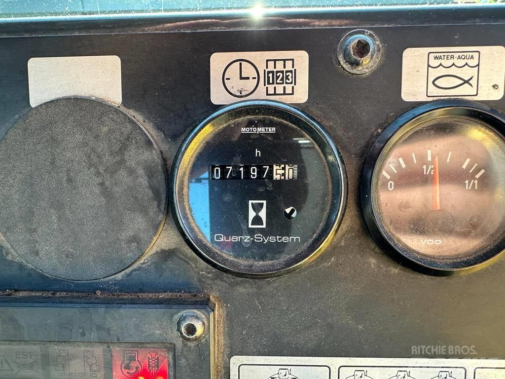 Bomag BW 174 AD Twin drum rollers