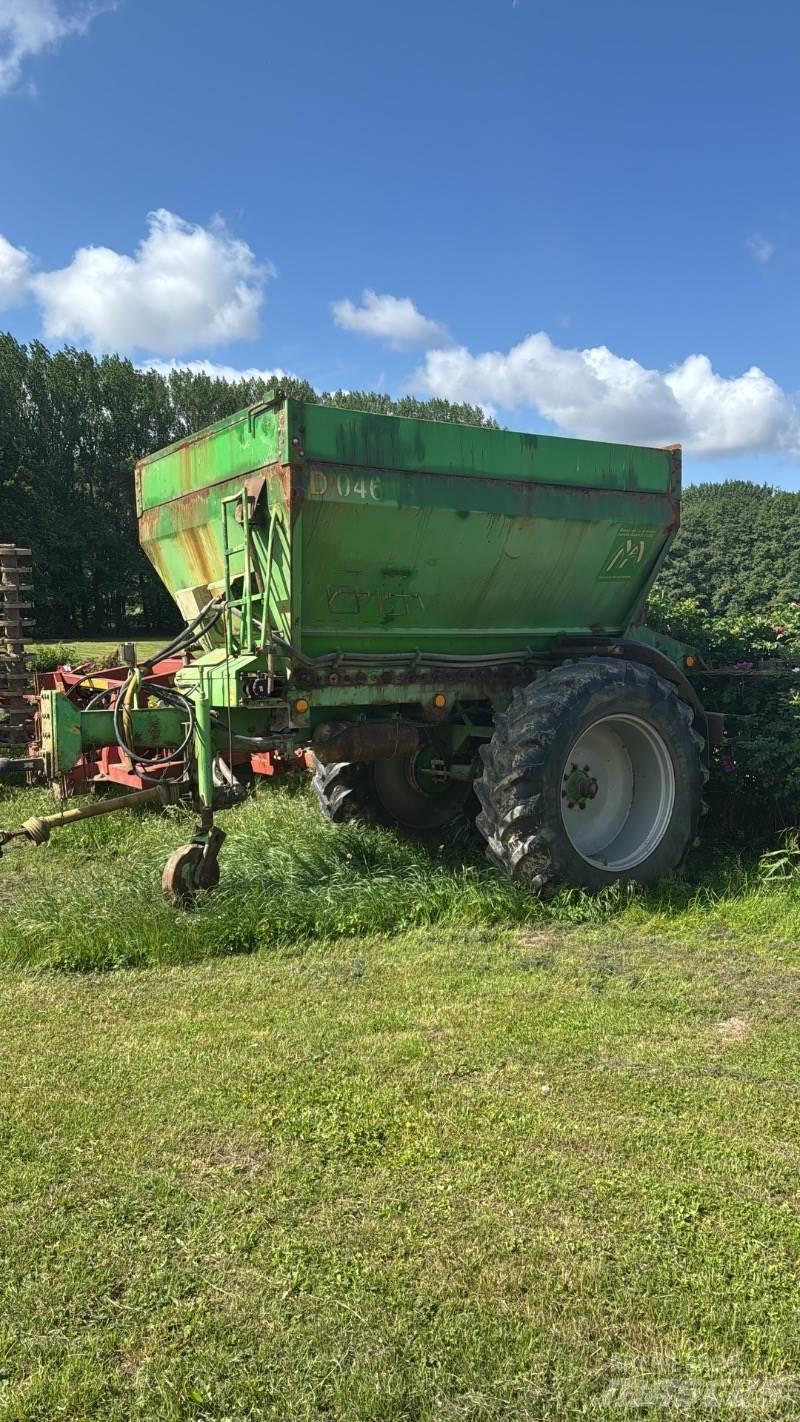  GÜSTROWER D 045 Mineral spreaders
