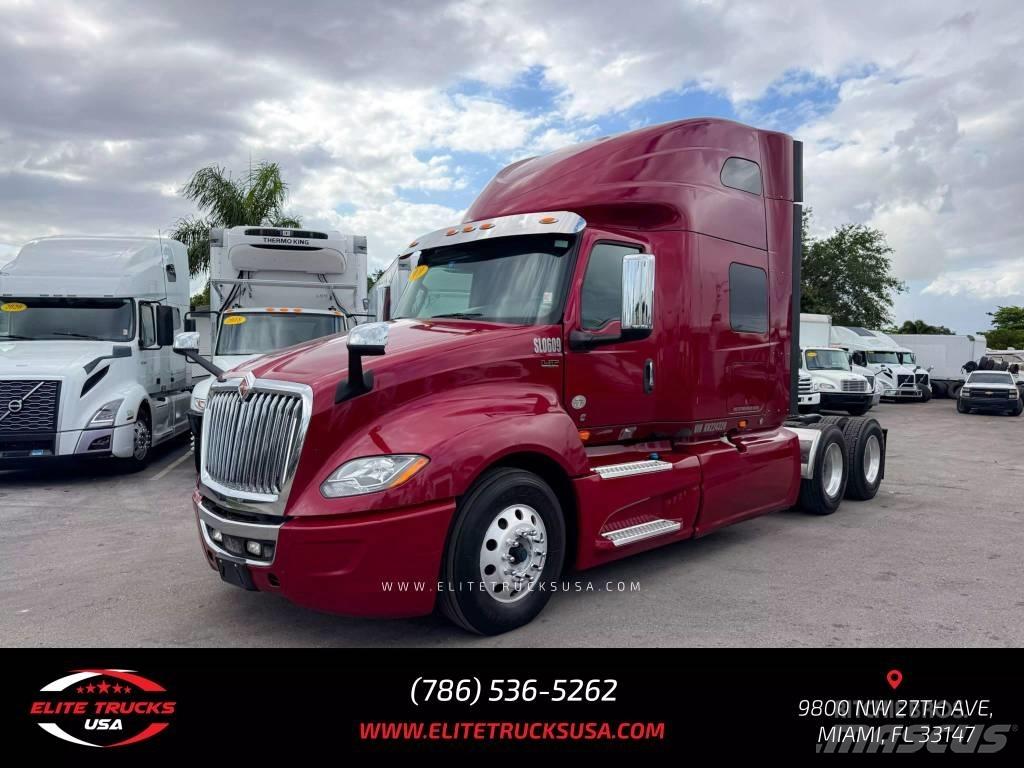 International LT Tractor Units