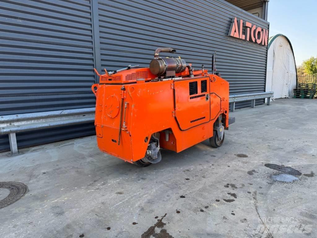 Wirtgen W 350 Asphalt cold milling machines
