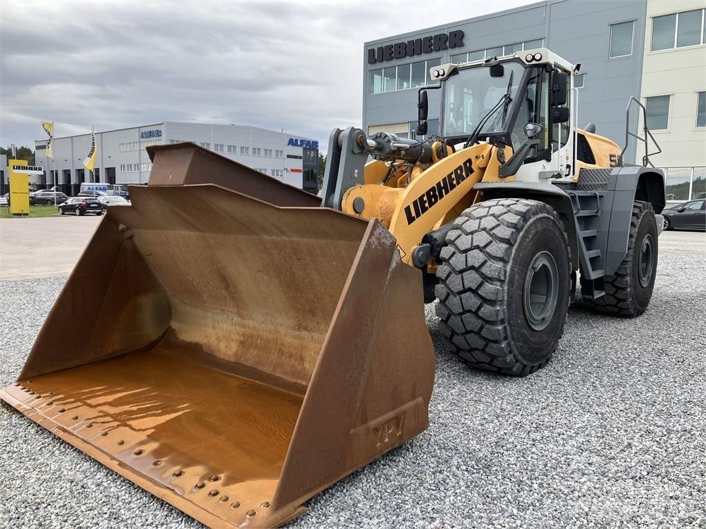 Liebherr L586 Xpower Wheel loaders