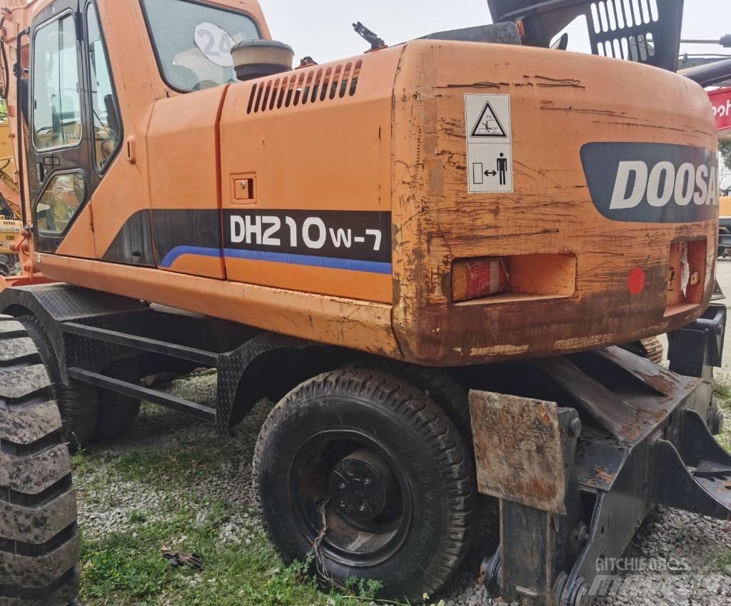 Doosan DH 210 W-7 Wheeled excavators