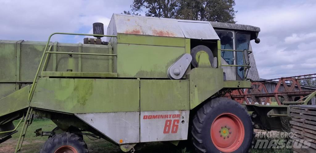 CLAAS Dominator 86 Combine harvesters