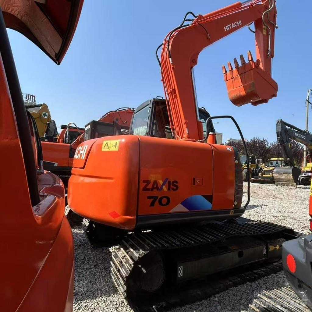 Hitachi ZX 70 Crawler excavators