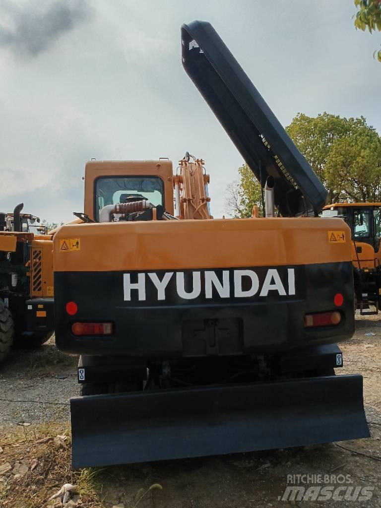 Hyundai R150W Wheeled excavators