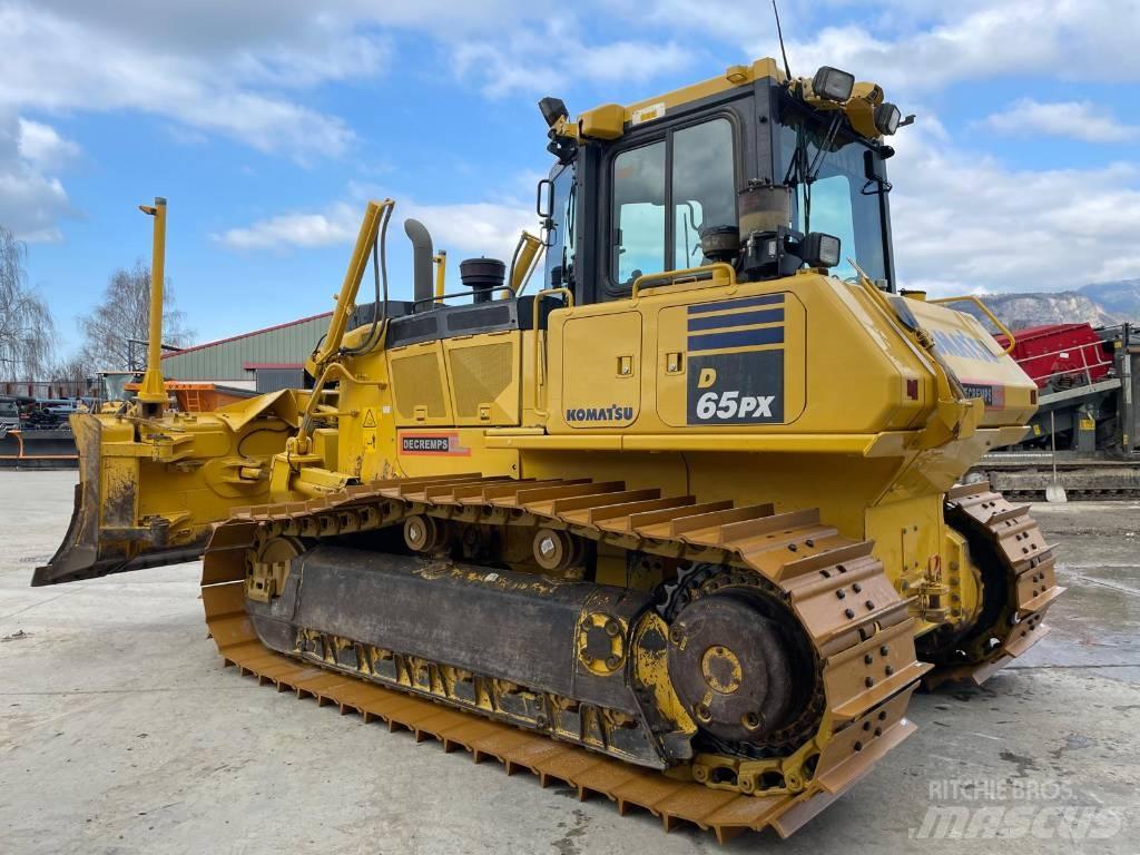Komatsu D65PX-18 Crawler dozers