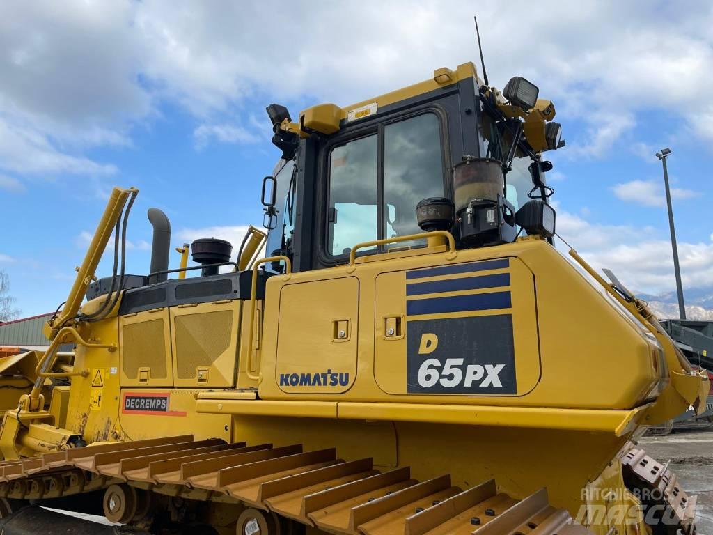 Komatsu D65PX-18 Crawler dozers