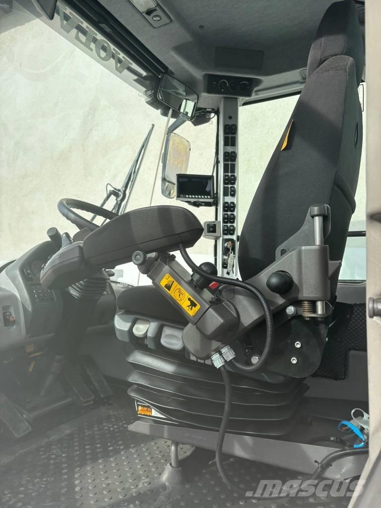 Volvo L90H Agri Wheel loaders