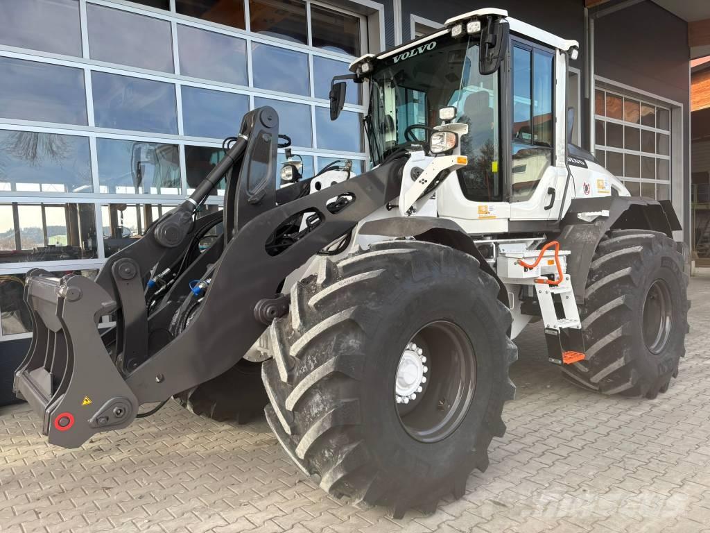 Volvo L90H Agri Wheel loaders