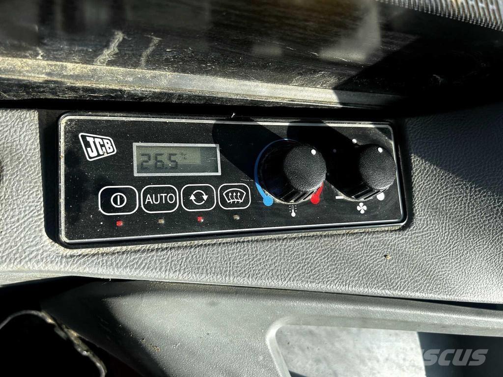 JCB HD110WT SV Midi excavators  7t - 12t