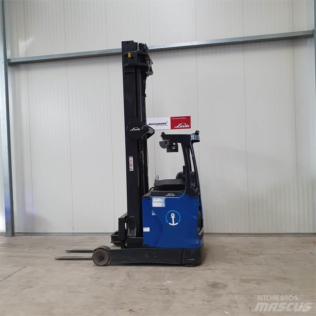 Linde R16HD Reach trucks