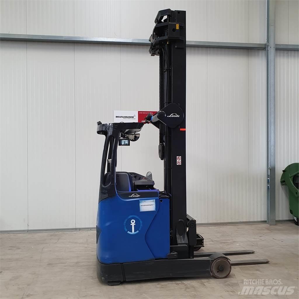 Linde R16HD Reach trucks