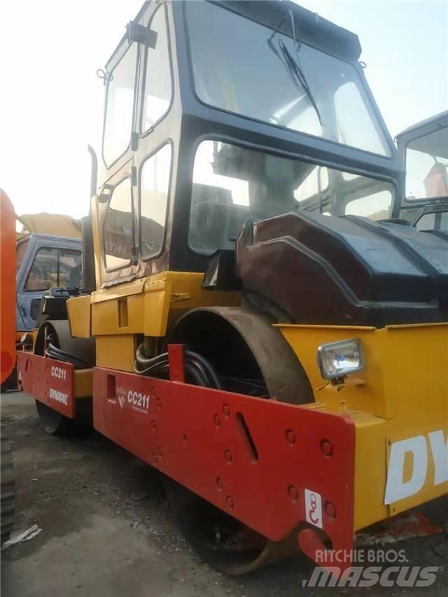 Dynapac CC211 Single drum rollers