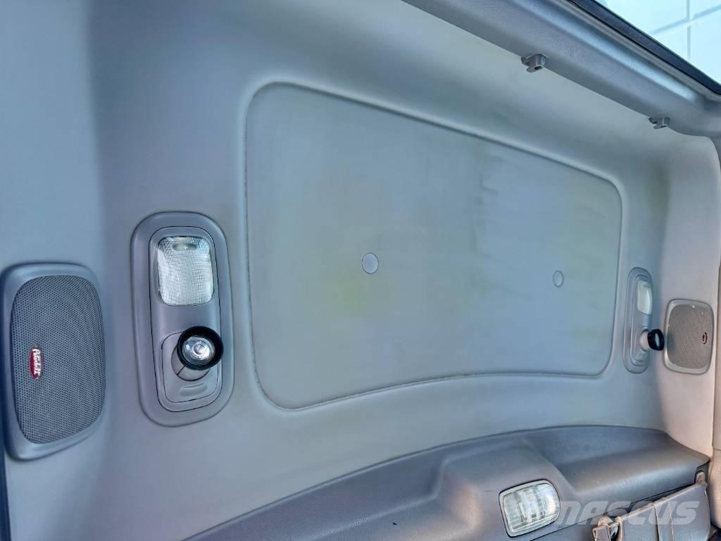 Peterbilt 367 Tractor Units