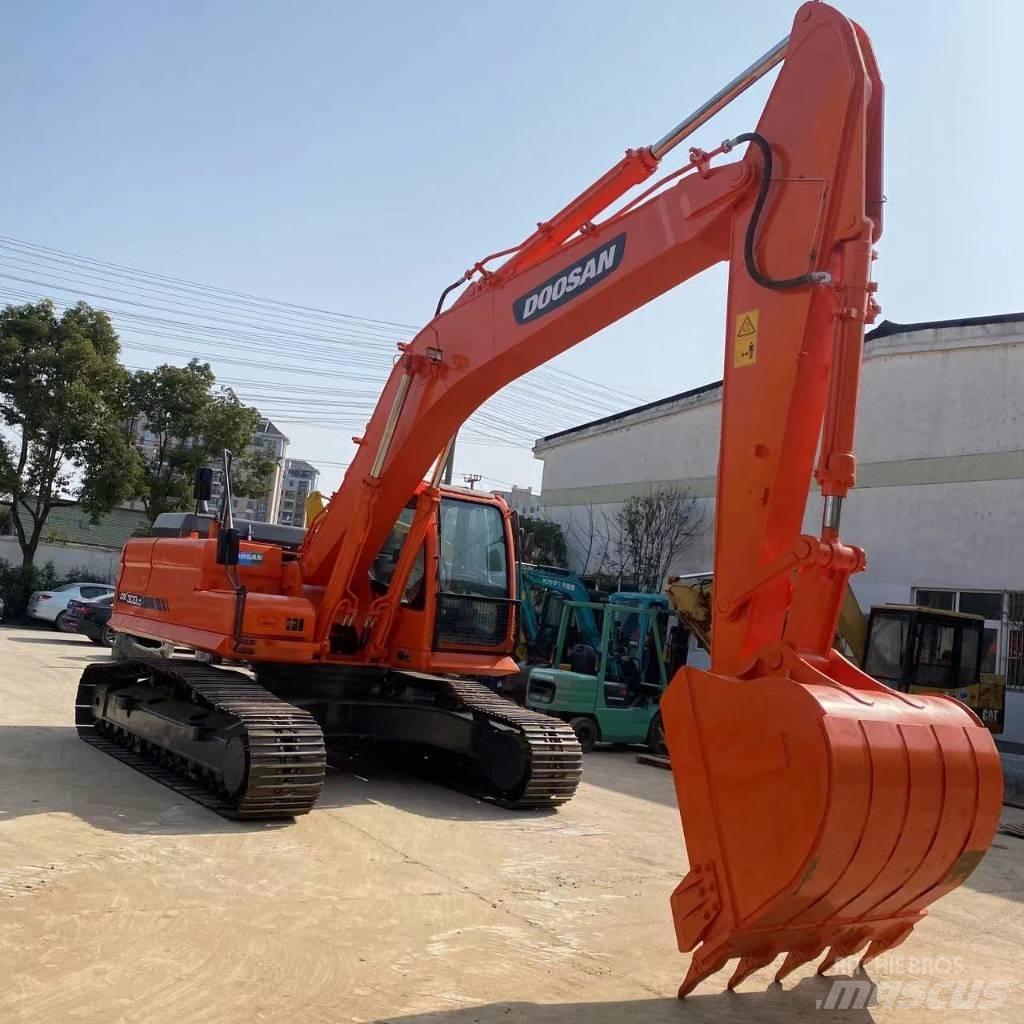 Doosan DX 300 Crawler excavators