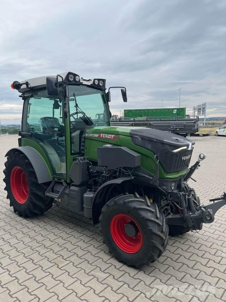 Fendt 209 Vario Tractors