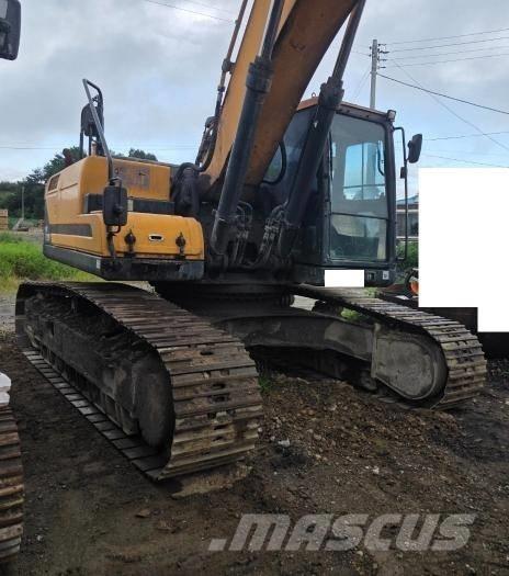 Hyundai HX 300 Crawler excavators