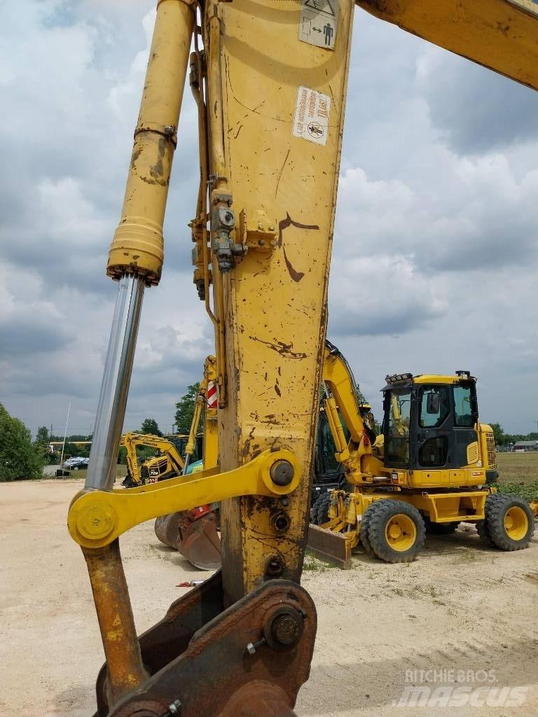 Komatsu PC 240 LC-8 Crawler excavators