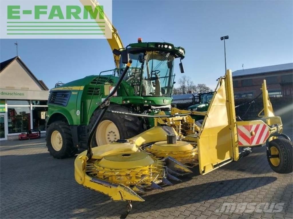 John Deere 9800 Self-propelled foragers