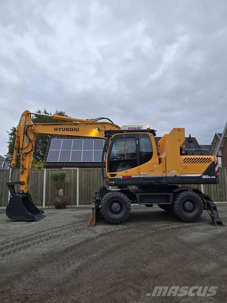Hyundai R 180W-9A Wheeled excavators