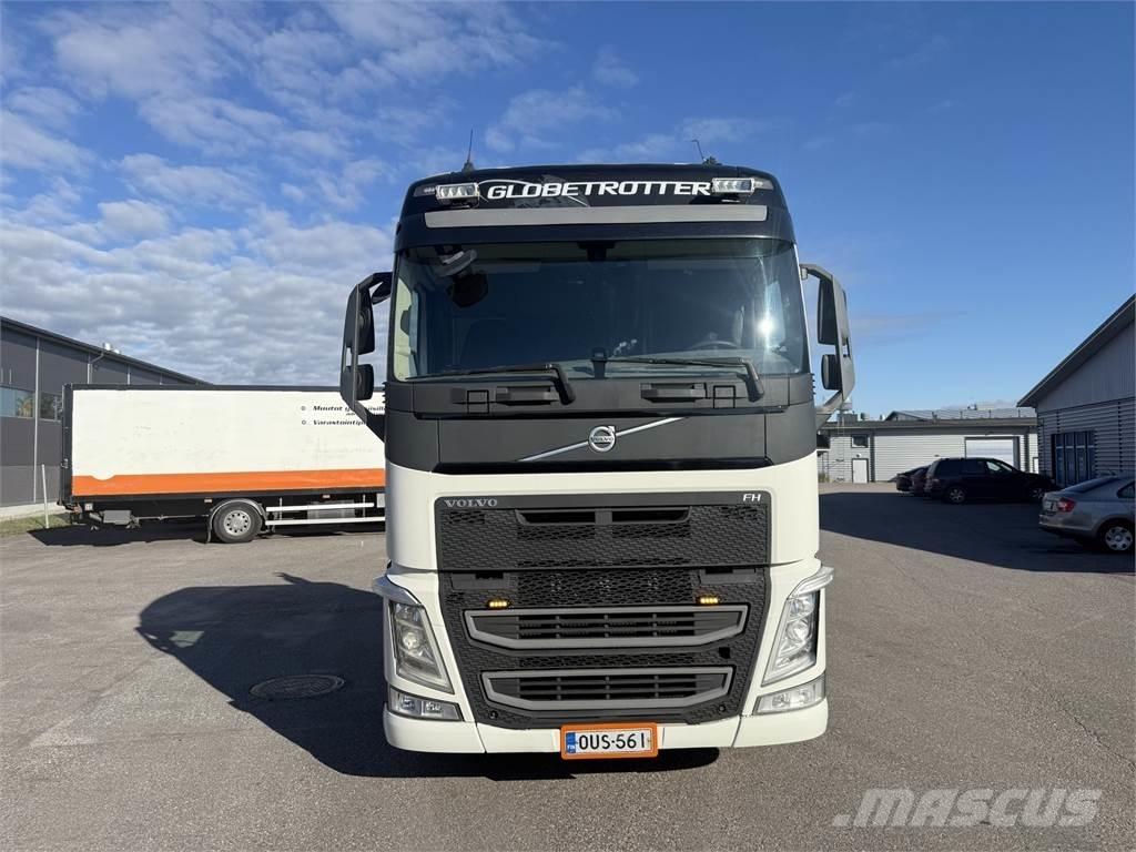 Volvo FH 500 8X4 Hook lift trucks