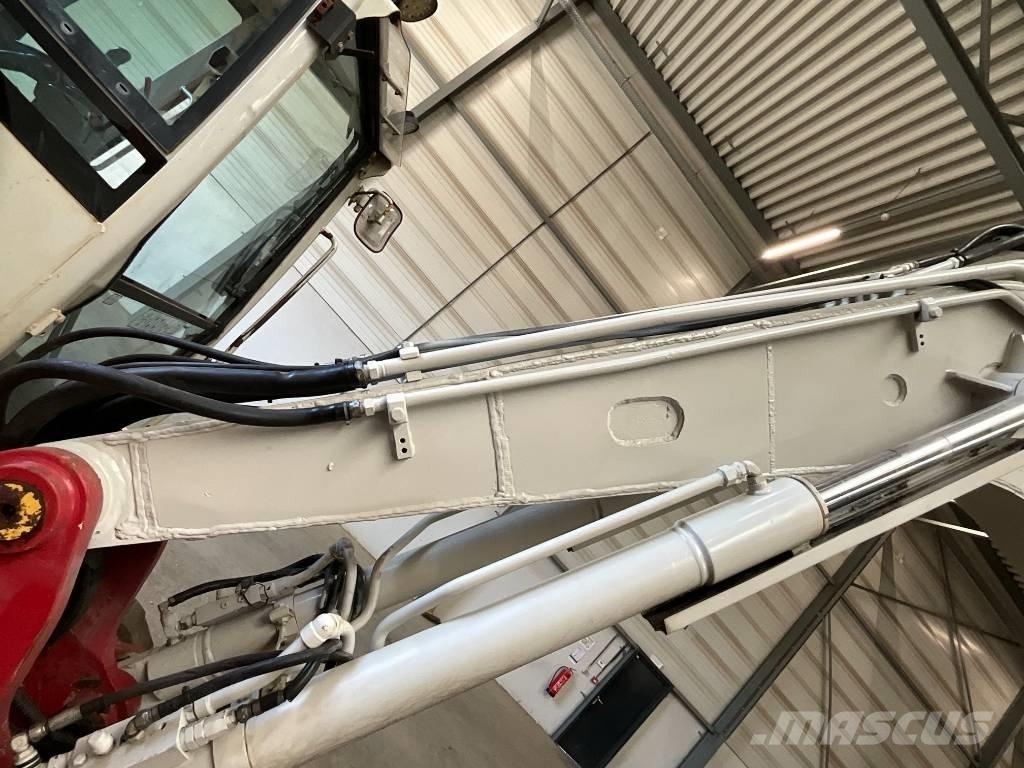 Takeuchi TB 290 Midi excavators  7t - 12t