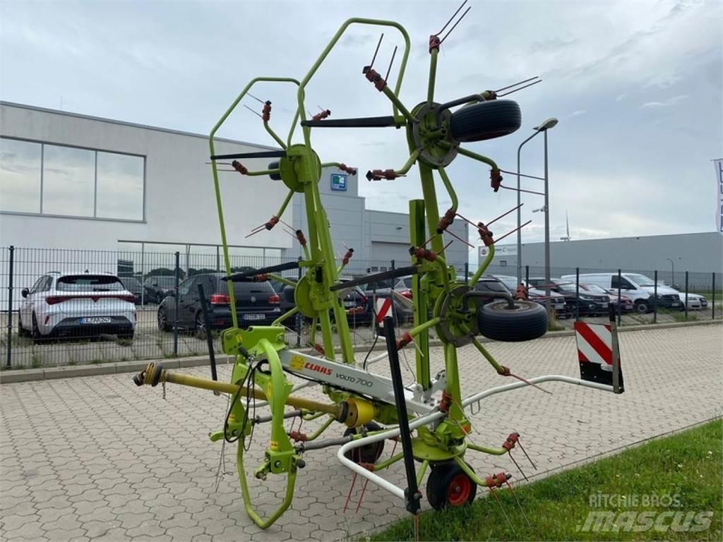 CLAAS VOLTO 700 Rakes and tedders