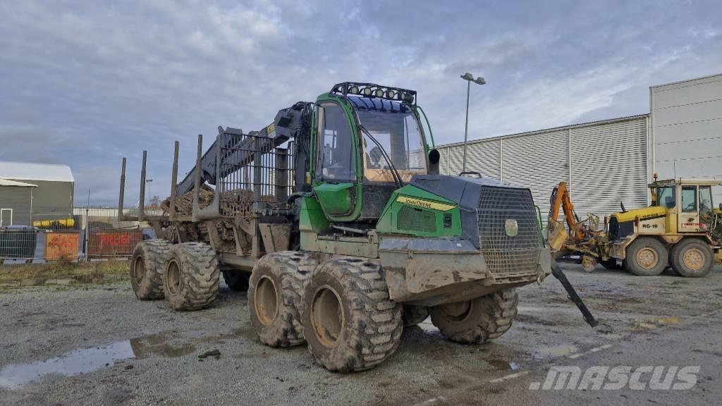 John Deere 1010G Forwarders