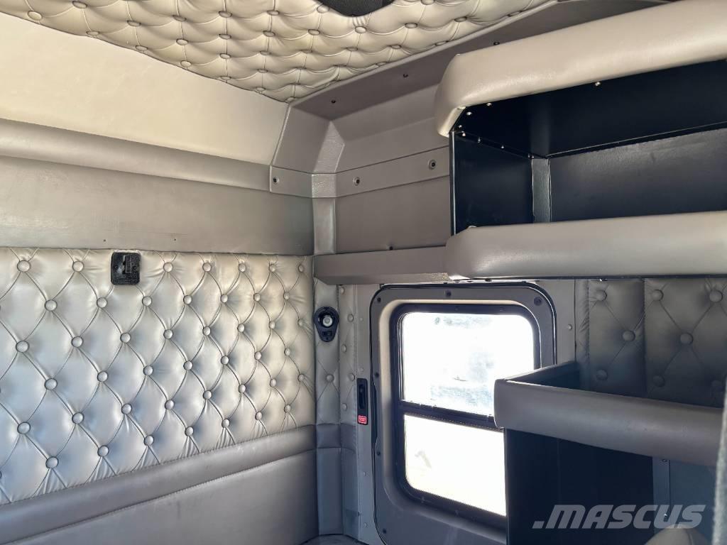 Kenworth T800 Tractor Units