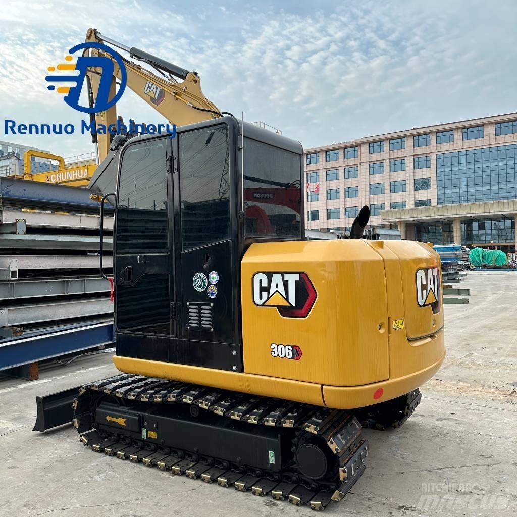 CAT 306E with rubber Mini excavators < 7t (Mini diggers)