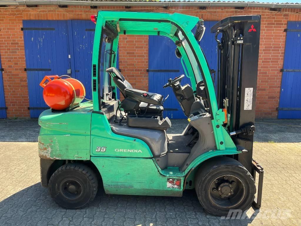 Mitsubishi FG 35 N LPG trucks