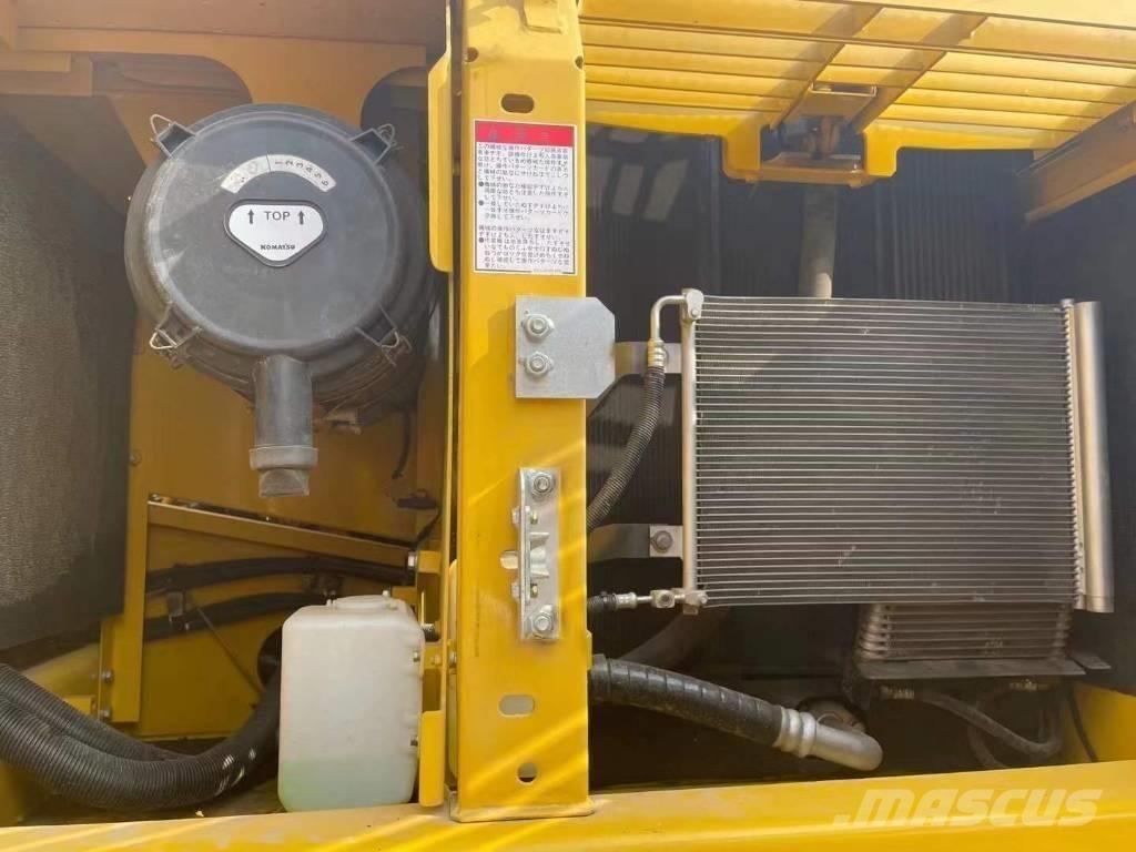 Komatsu PC 200 8N Crawler excavators