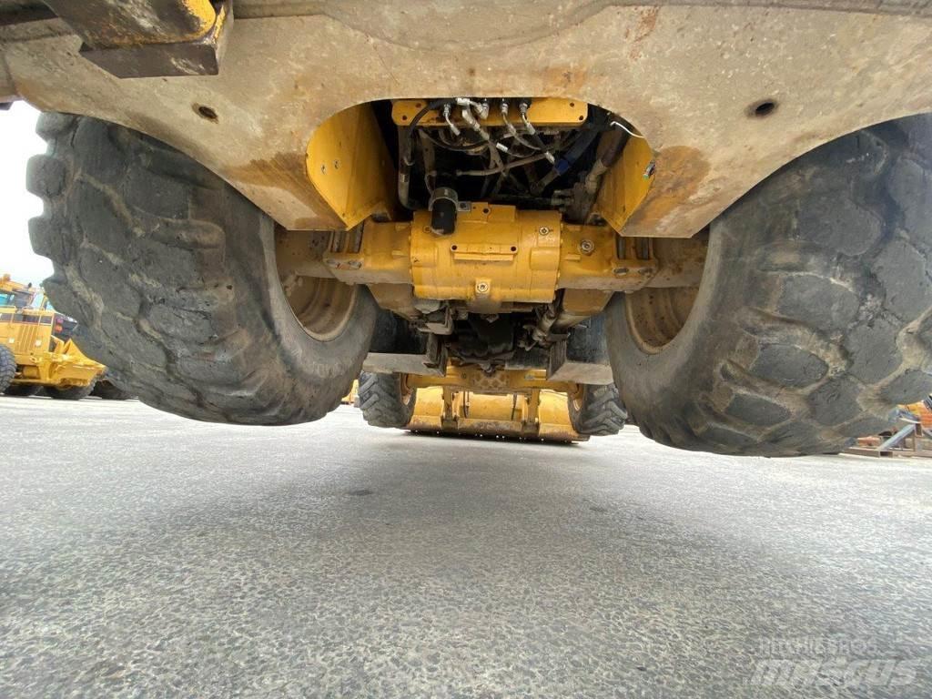 CAT 432F2 NVT Backhoe loaders