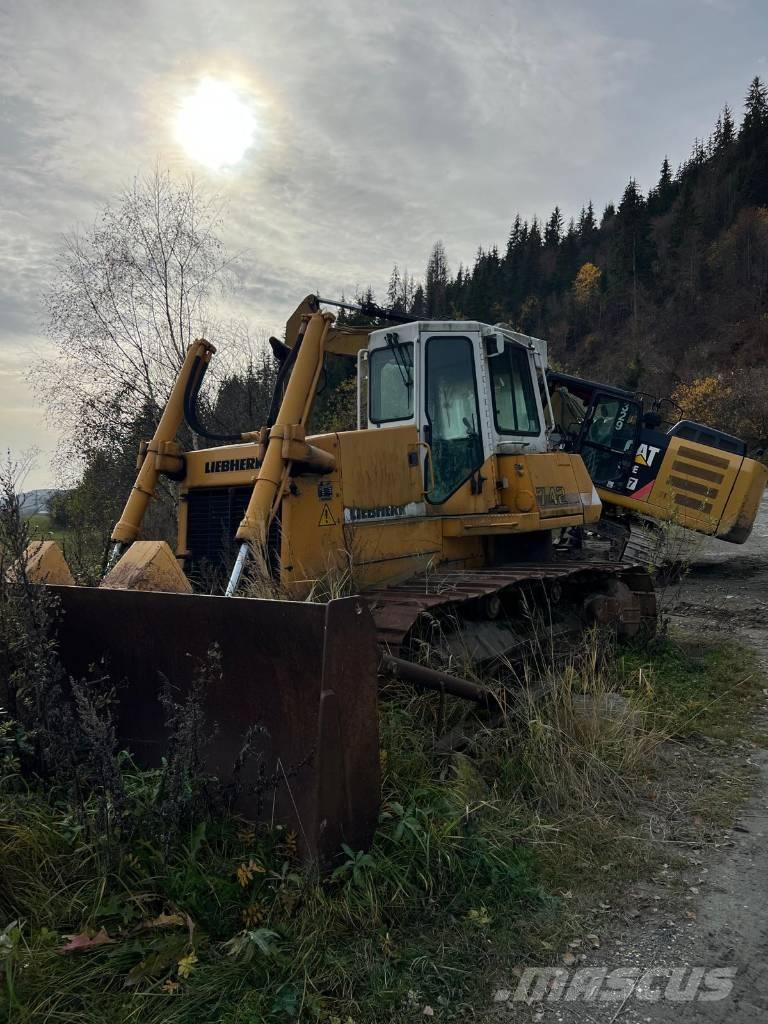 Liebherr 742 Engines
