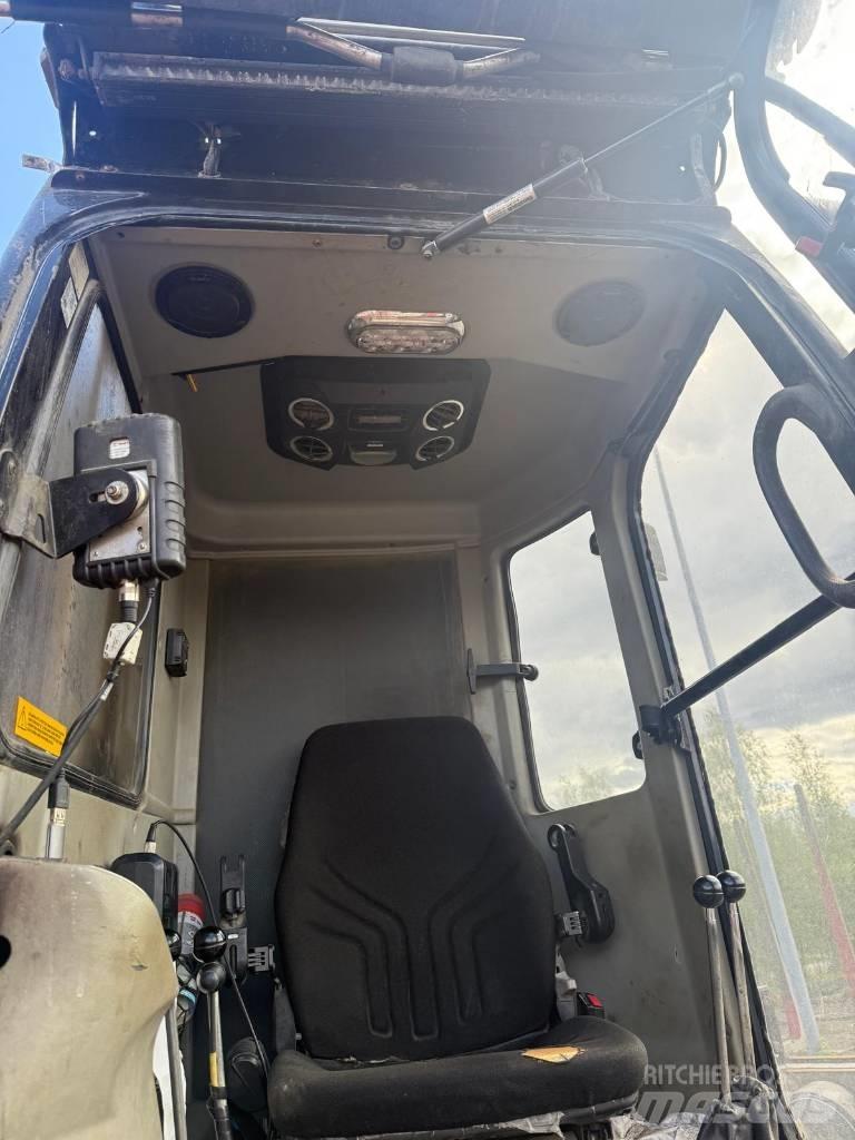 Kesla 2112T Timber cranes