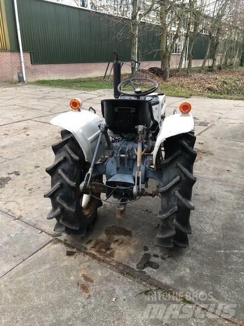  Kumiai ST1620 Compact tractors