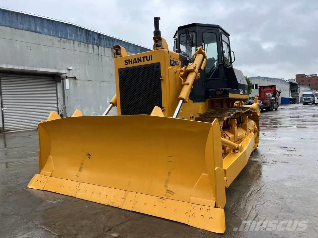 Shantui SD 22 Crawler dozers
